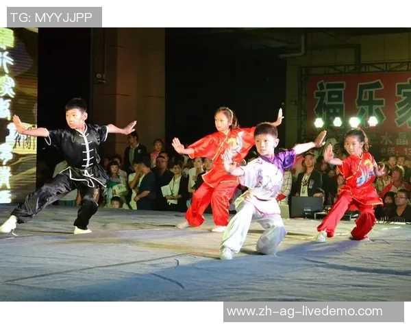 在足球场上唱响激情乐章的演唱会盛宴